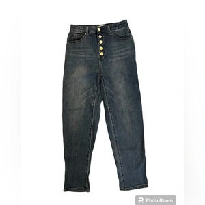 Abound size 28 Mom Jean with button closures and straight leg